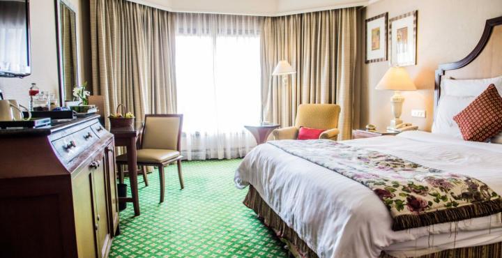 Courtyard By Marriott Hyderabad Hotel Bagian luar foto A room at the hotel