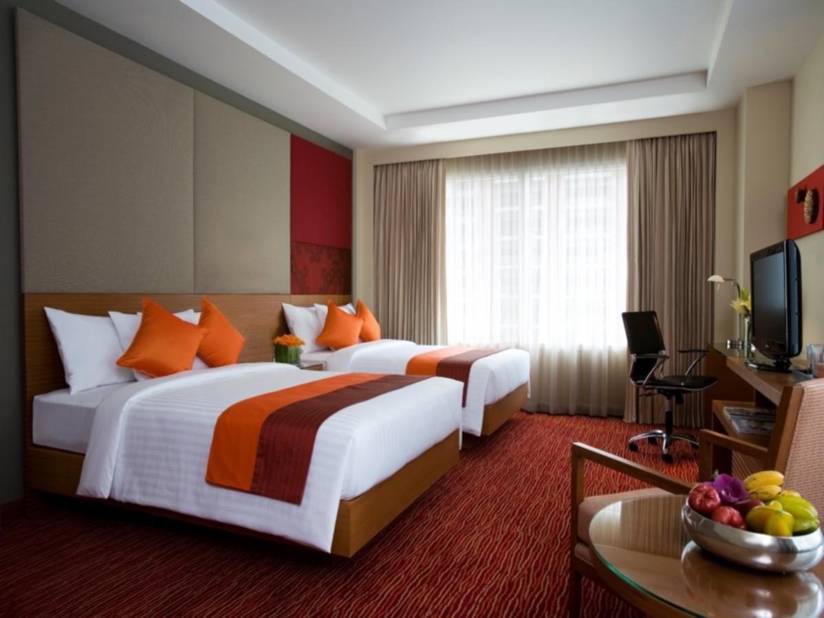 Courtyard By Marriott Hyderabad Hotel Ruang foto Deluxe Room