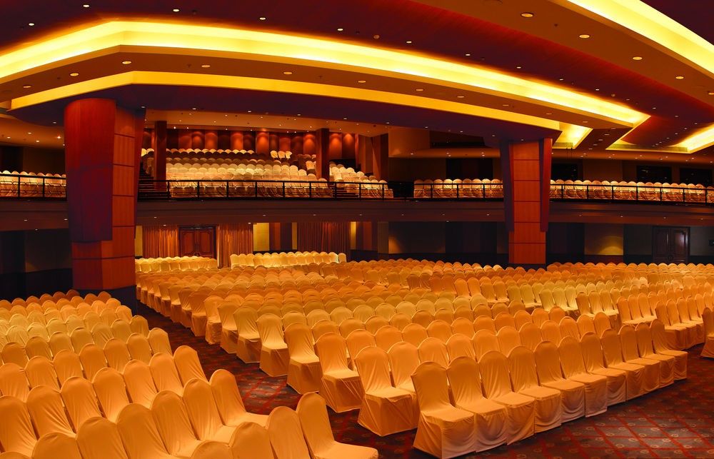 Courtyard By Marriott Hyderabad Hotel Bagian luar foto The Grand Ballroom