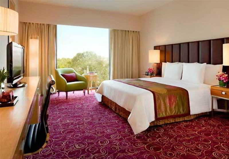 Courtyard By Marriott Hyderabad Hotel Bagian luar foto Deluxe Room