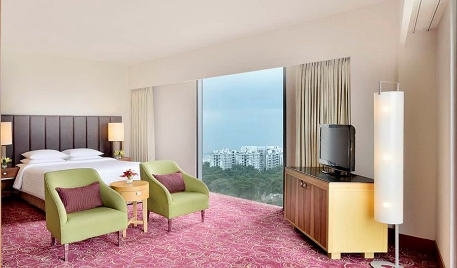 Courtyard By Marriott Hyderabad Hotel Bagian luar foto Deluxe Room